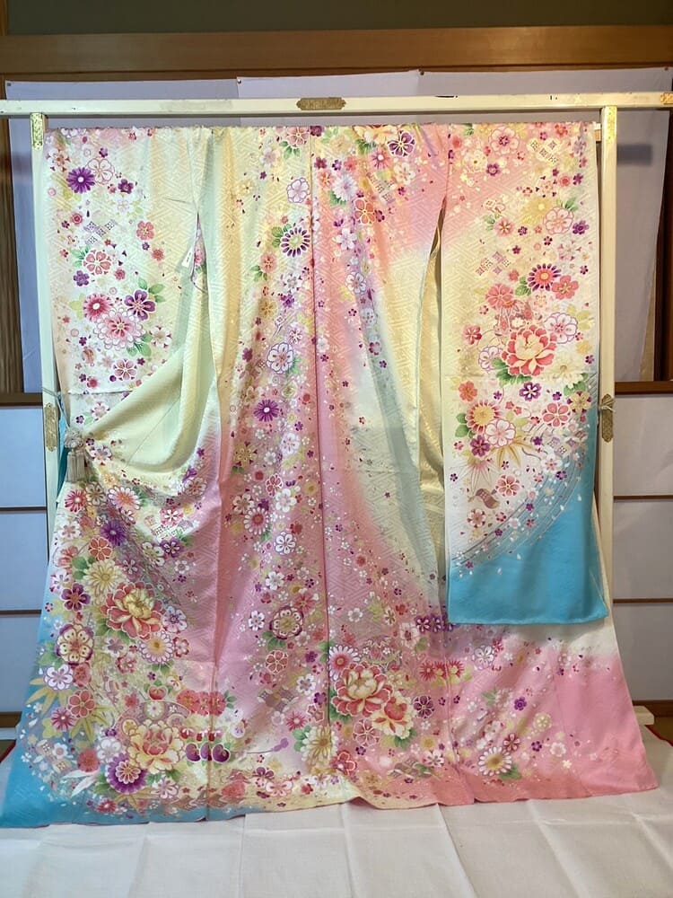 k-103 3色ぼかしに花