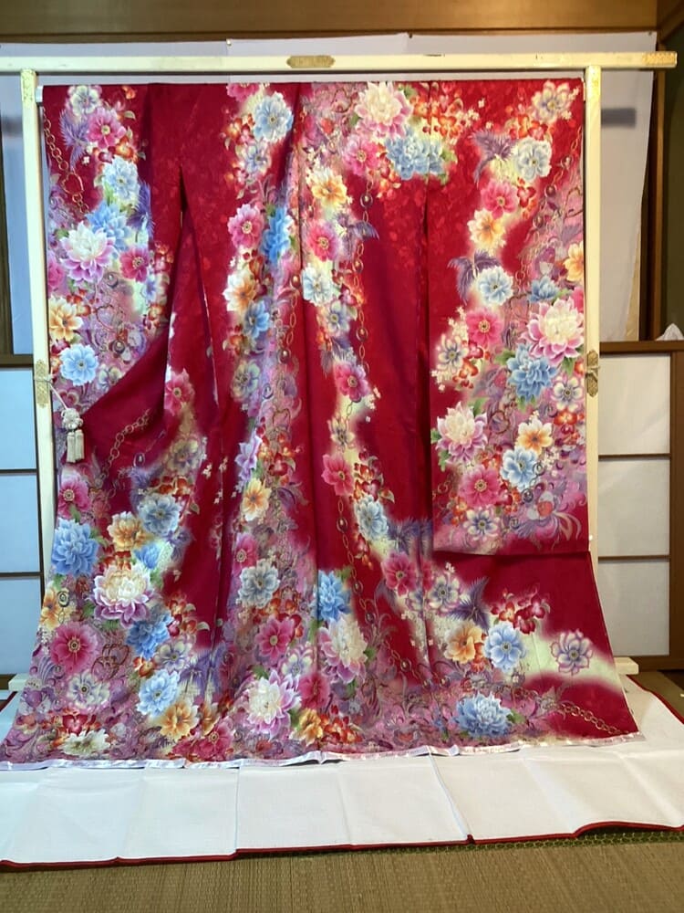 k-115 赤地に洋花リング